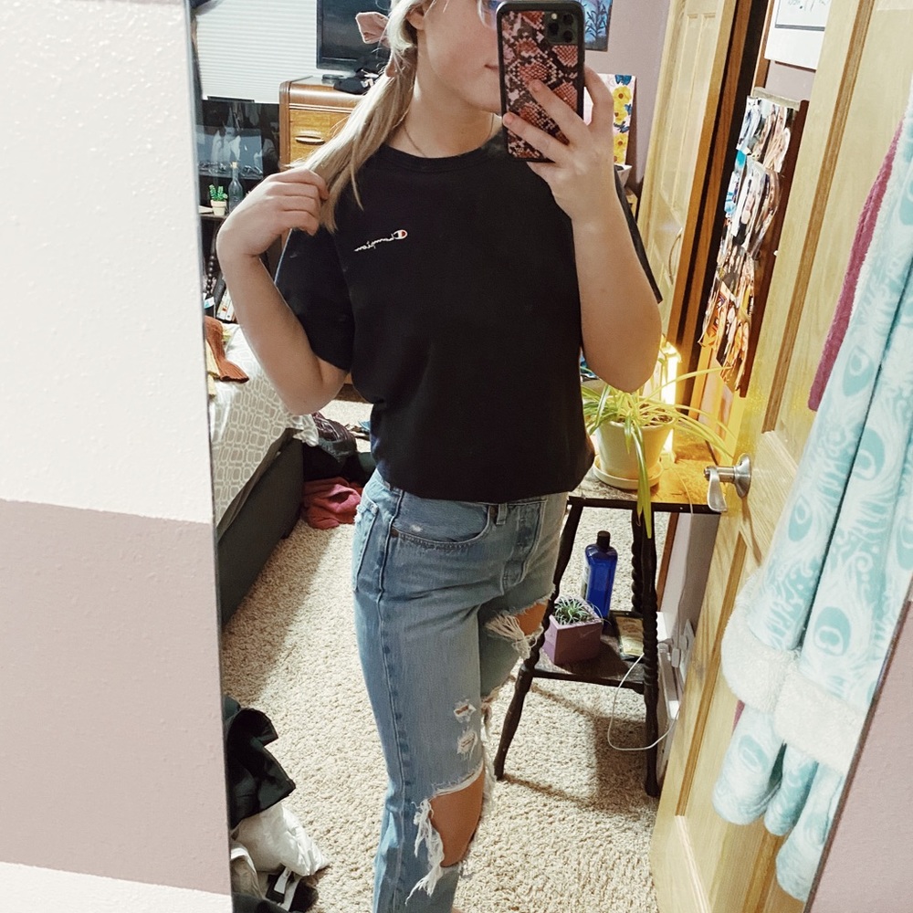 Champion Tee
